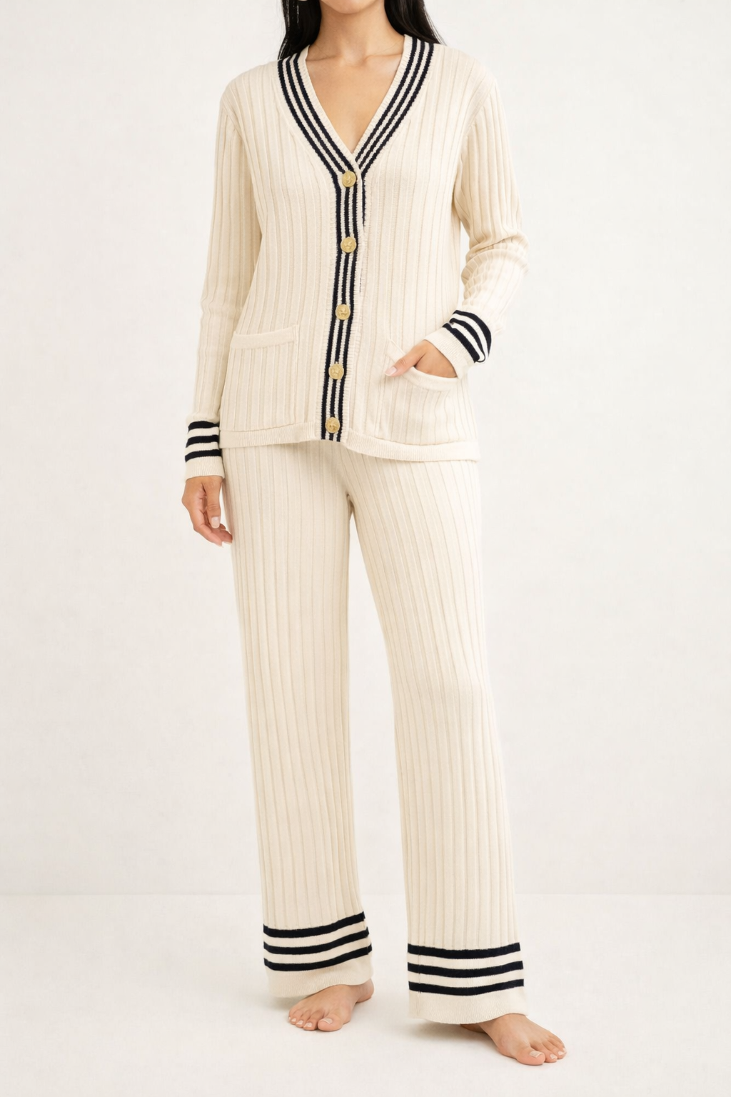 Ensemble maille côtelée signature – Cardigan & pantalon